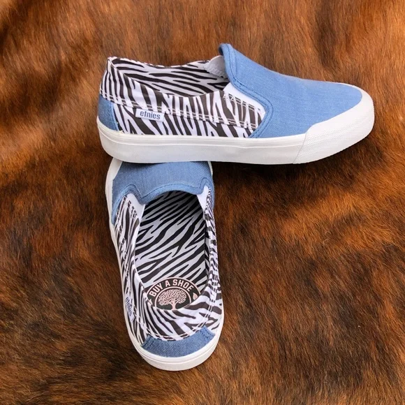 Etnies Langston womens low profile slip on shoes. (New) - Picture 2 of 6